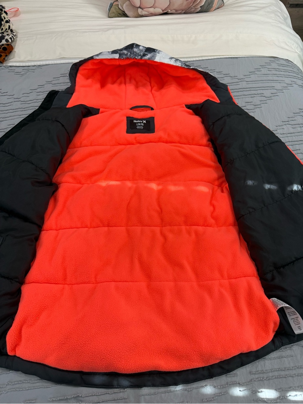 Hurley Black & Gray Snow Jacket with Orange Trim - Picture 7 of 14